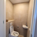 Toilet afbouw nieuwbouw appartement in Huizen