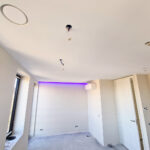 Verlaagd plafond afbouw nieuwbouw appartement in Huizen